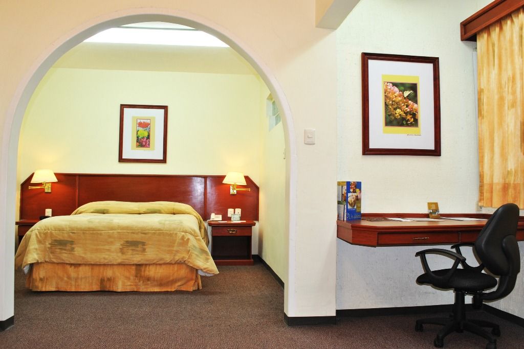 Hotel Marcella Clase Ejecutiva Morelia Eksteriør billede